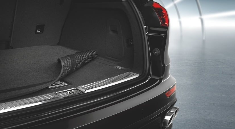 Porsche - Cayenne - Reversible Luggage Boot Mat with Nubuk Surround (2010 - 2017)